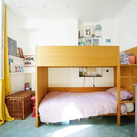 Splendid Close To The Invalides * Paris