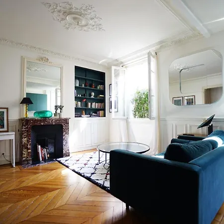 Splendid Close To The Invalides Daire