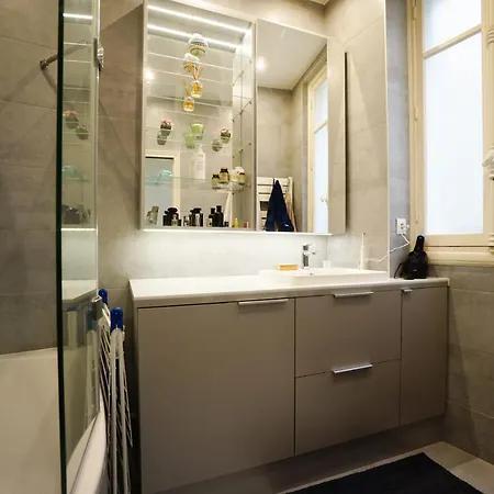Splendid Close To The Invalides Daire